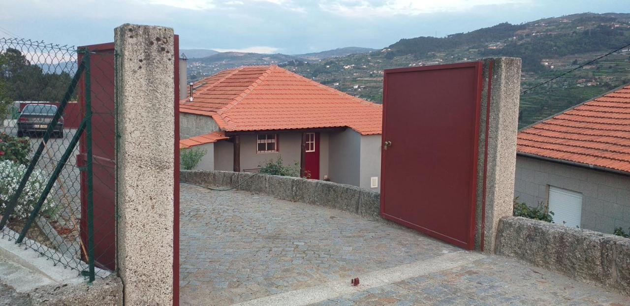 拜昂Casas Do Casinhoto - Casa Com Vista Douro别墅 外观 照片